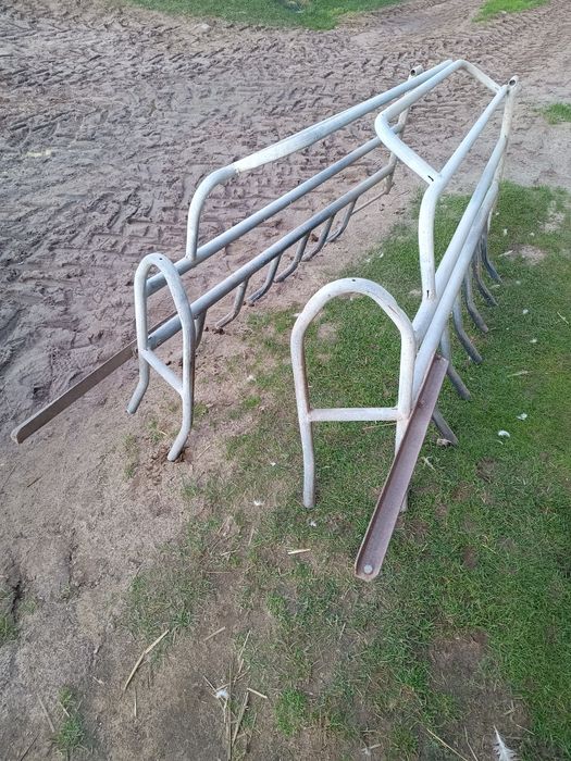 Jarzmo porodowe dla trzody chlewnej