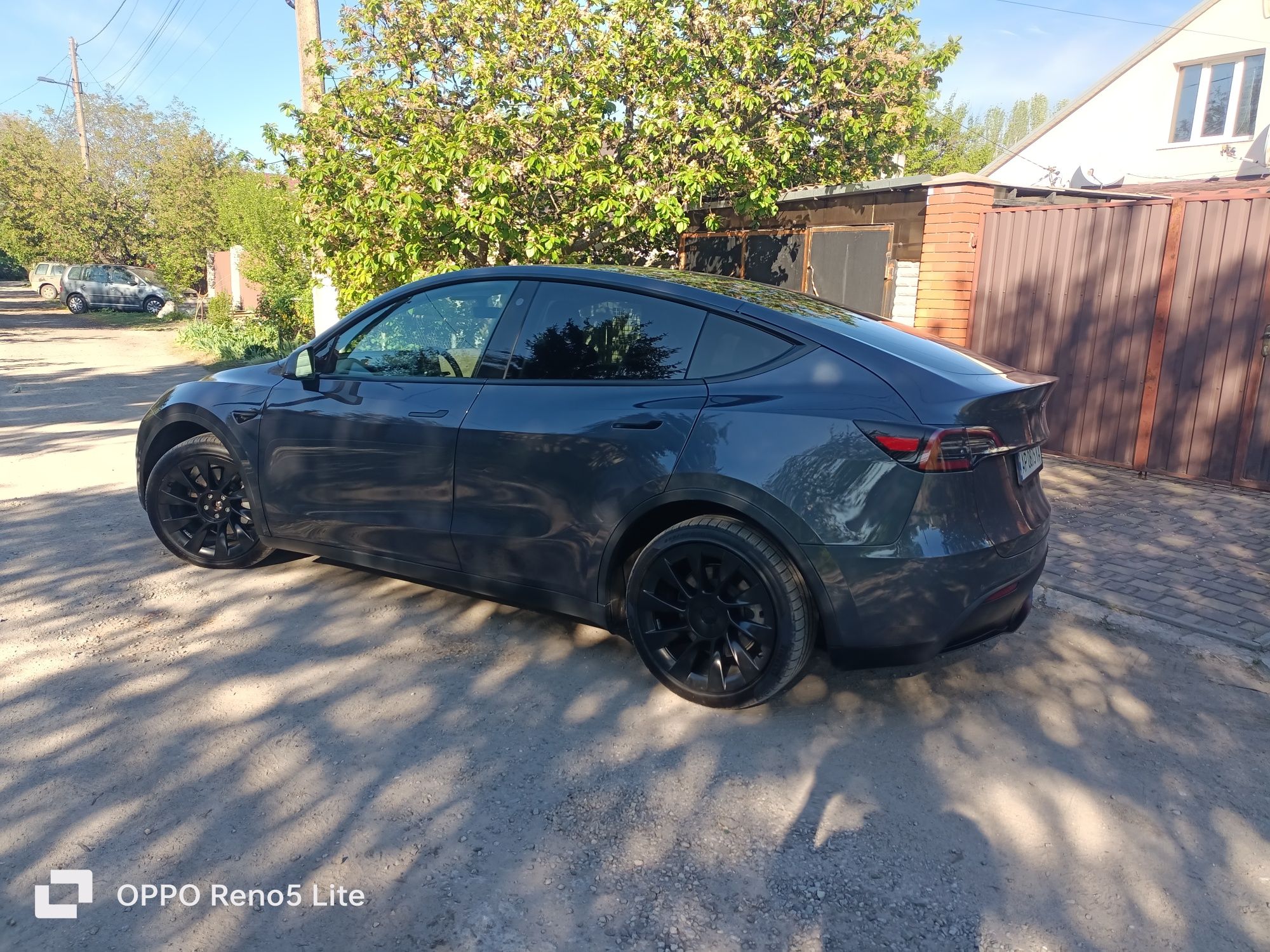 Продам Tesla model Y long Range Dual  Motor