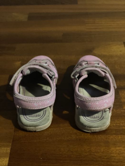 Sandałki Geox rozmiar 27