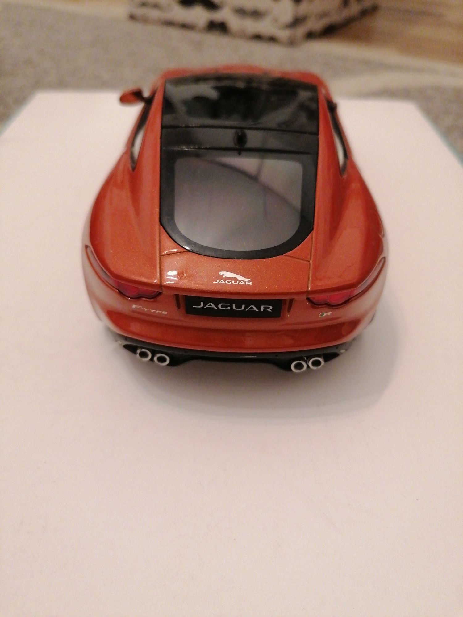 Model Jaguar Coupe 1/24 Welly