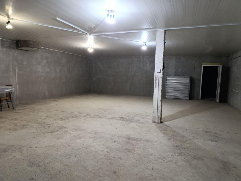 Агрокомплекс: птахофабрика + ферма з вирощування равликів, 19 га