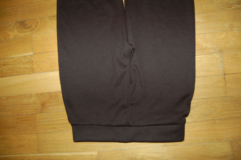 NOWE spodnie dresowe 6-7 lat 116-122 cm