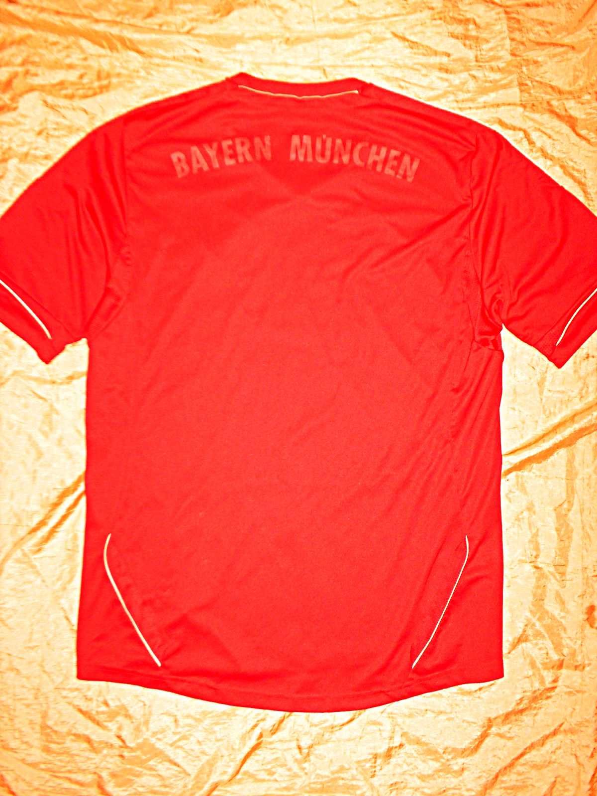 Футбольный клуб Бавария Мюнхен-футболка Adidas оригинал 2011 год