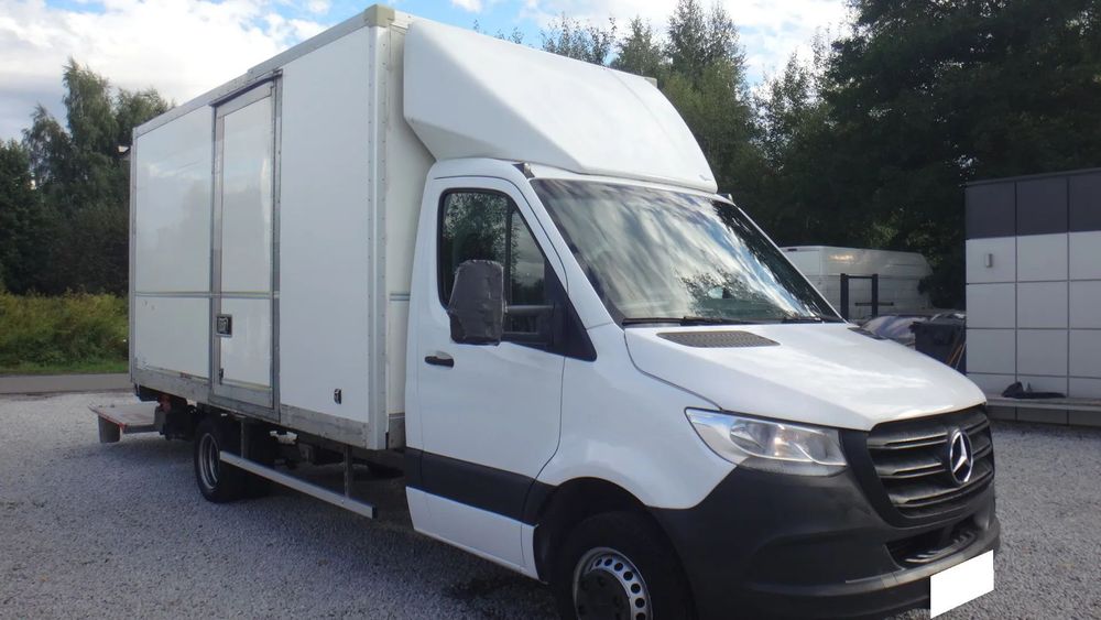 Mercedes-Benz Sprinter  SPRINTER 515 kontener z windą 750kg 2023rok bliźniaki drzwi boczne