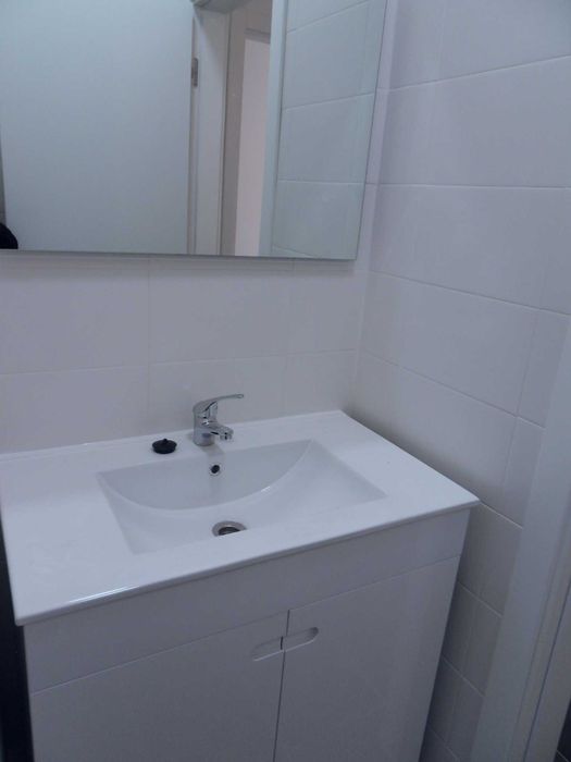 Baixa na Banheira ,T2 em frente da estação dos comboios