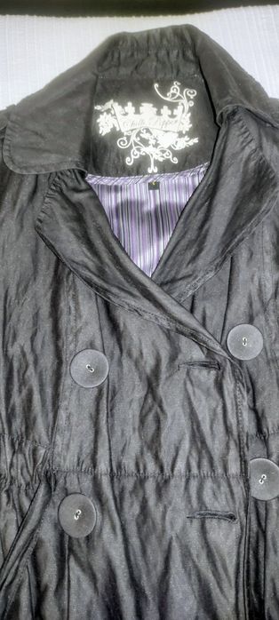 Gabardina azul escuro