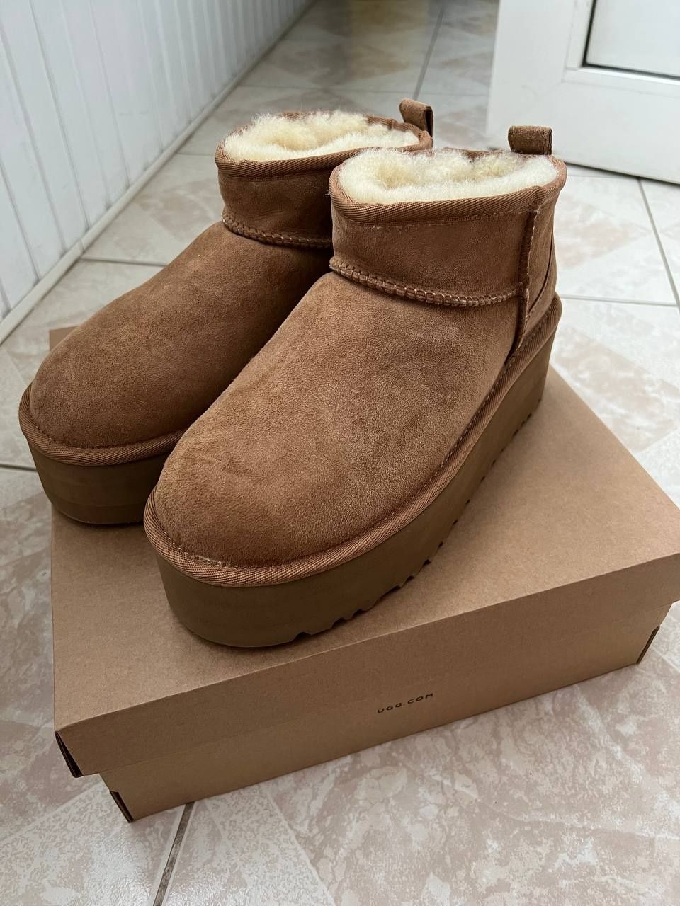 Угги женские UGG на платформе 39р
