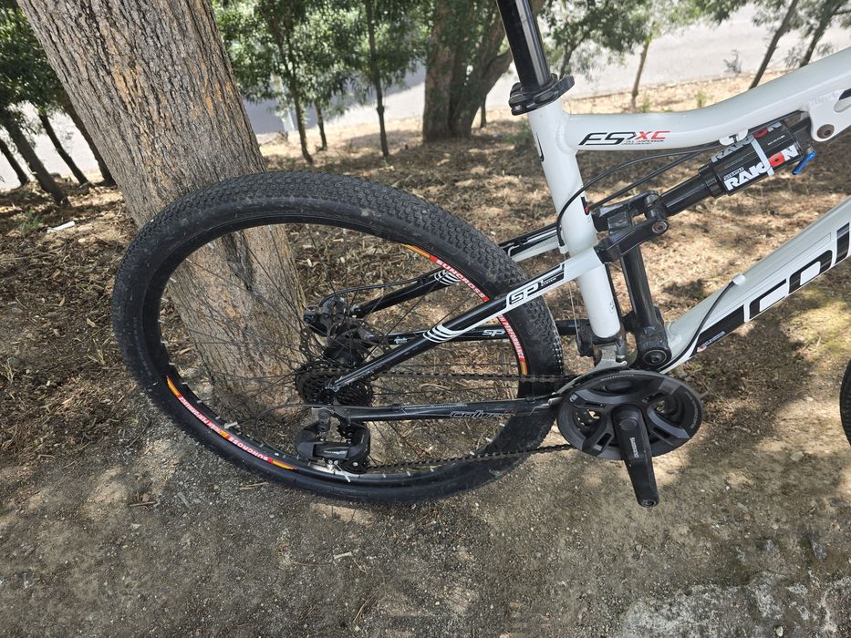 Btt suspensao total 27.5 m com rock shox a ar