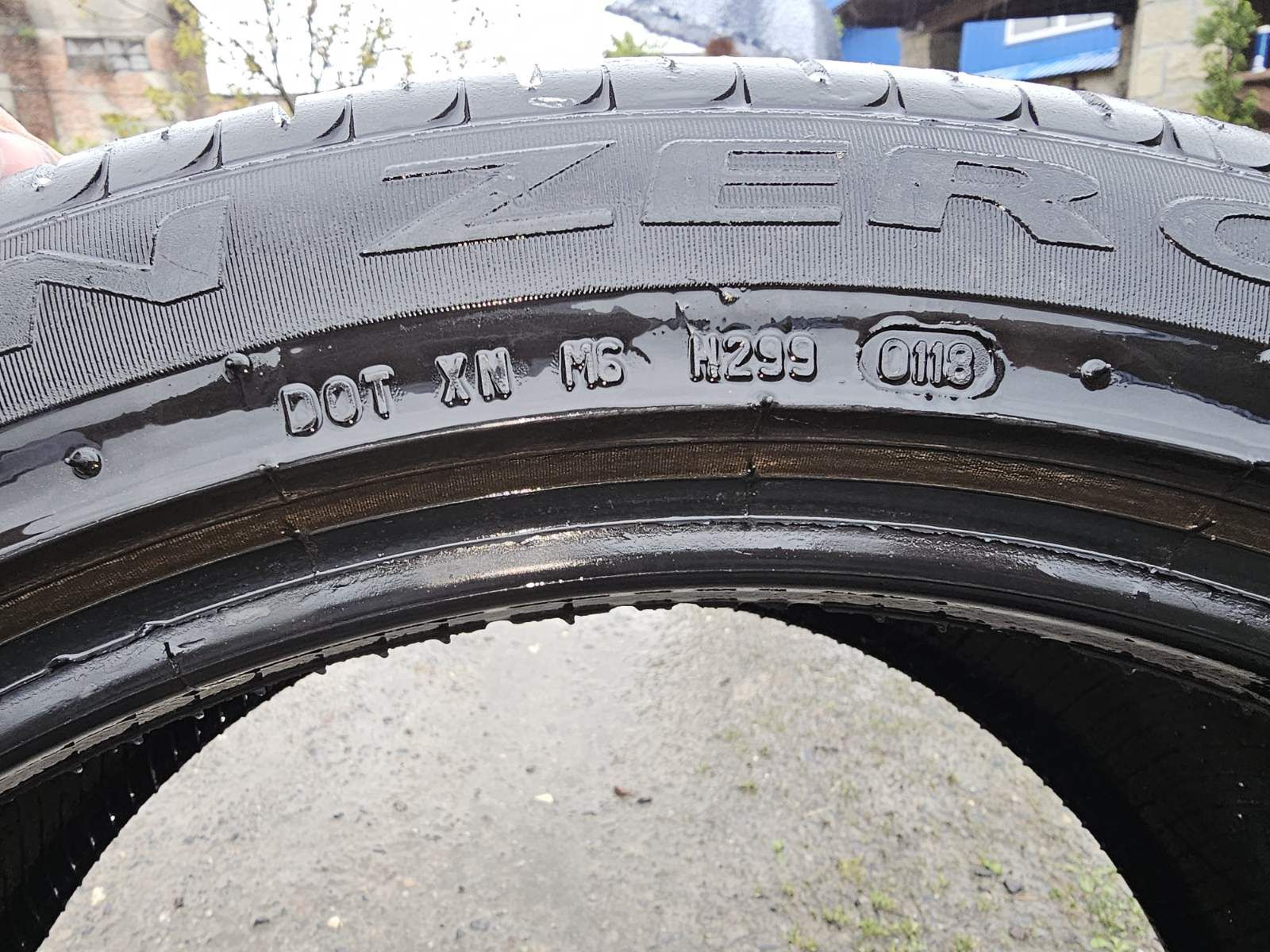 Шини PIRELLI  275/40 R20