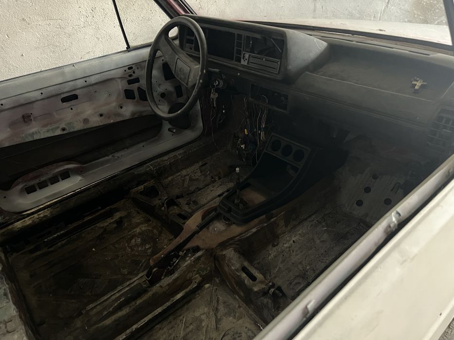 Volkswagen Golf 1 mk1 запчастини