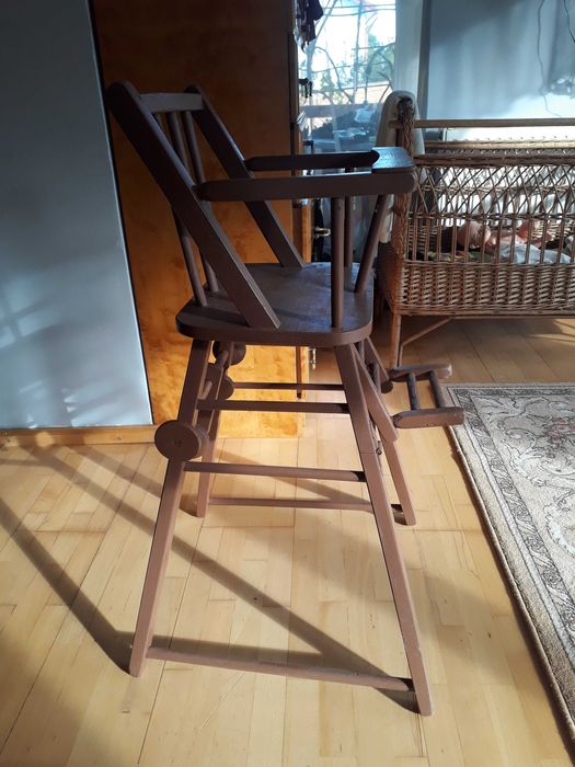 krzesło karmienia krzesełko patyczak drewniane brąz retro vintage prl