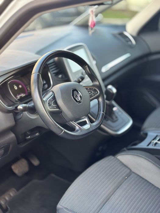 Renault Grand Scenic 2017