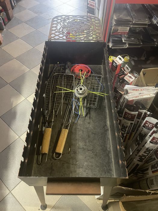 Мангал розкладний з поличкою