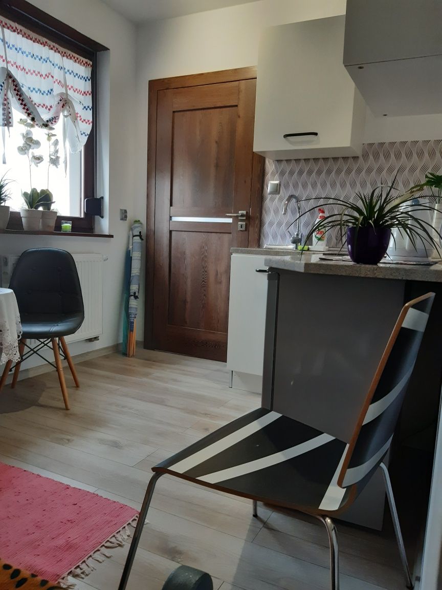 Rewal  Mały Apartamencik oraz domki ogrzewane 2,4,5 os