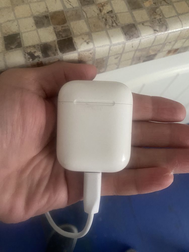 Airpods без наушников