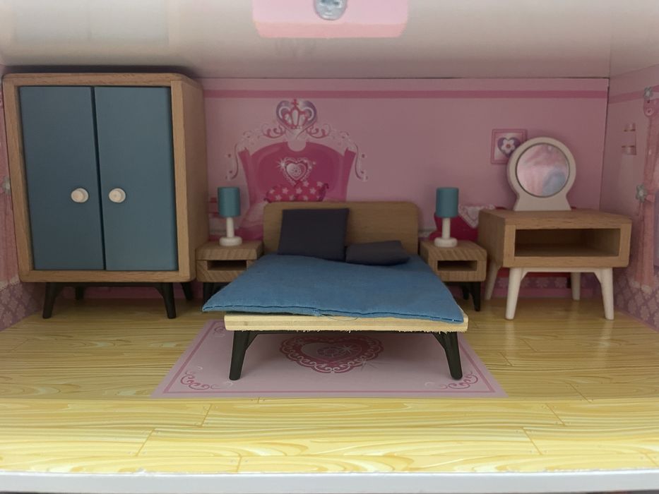 Drewniany domek dla lalek mini barbie