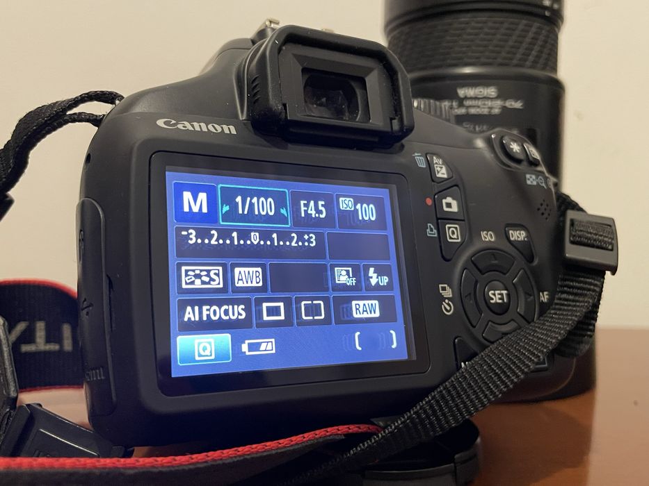 Canon 1100d + Sigma 70-210 + 18-55