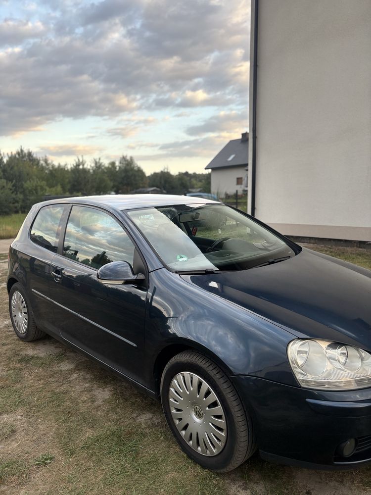 Volkswagen Golf V wersja Tour 2007 1.4 benzyna