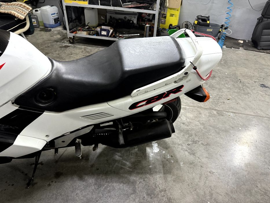 хонда 1000 CBR на ходу