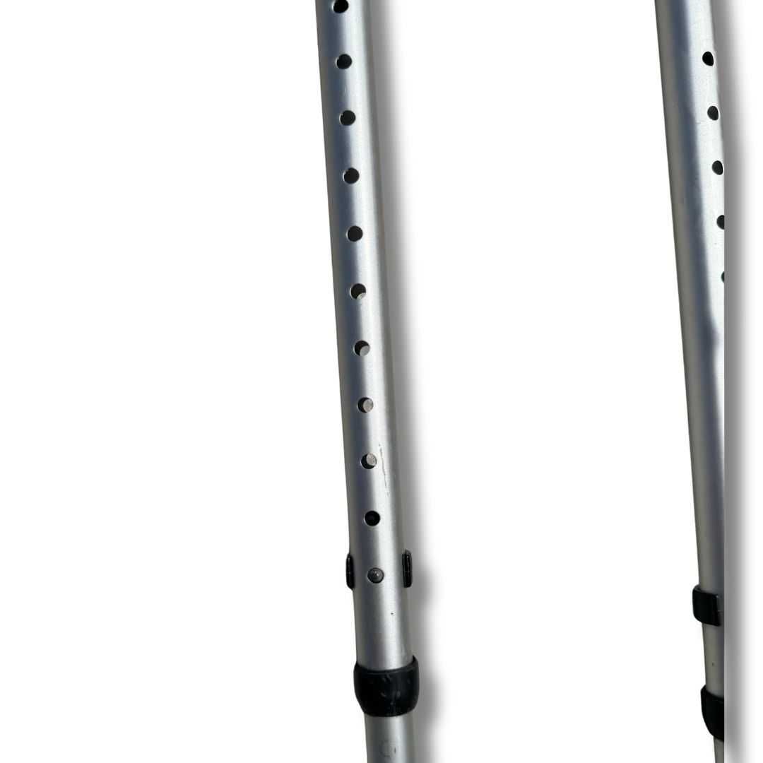 Canadianas Adulto – Muletas de Antebraço Ajustáveis Usado