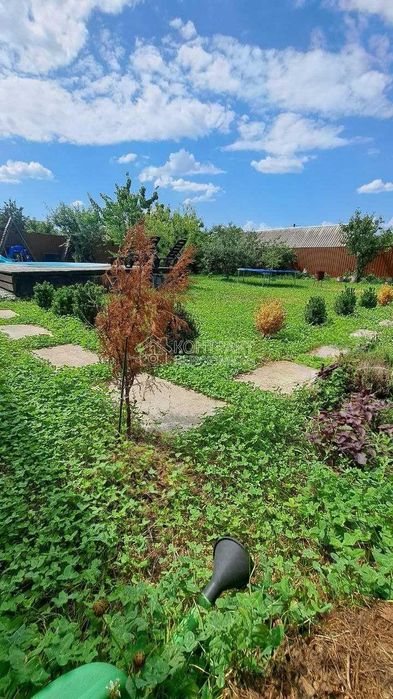 Продам сучасний будинок у самому центрі міста!