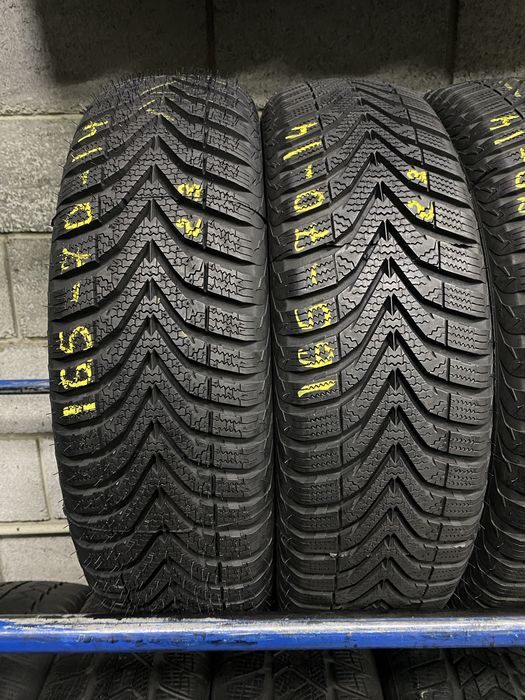 Зимові шини 165/70 R14 (81T) VREDESTEIN