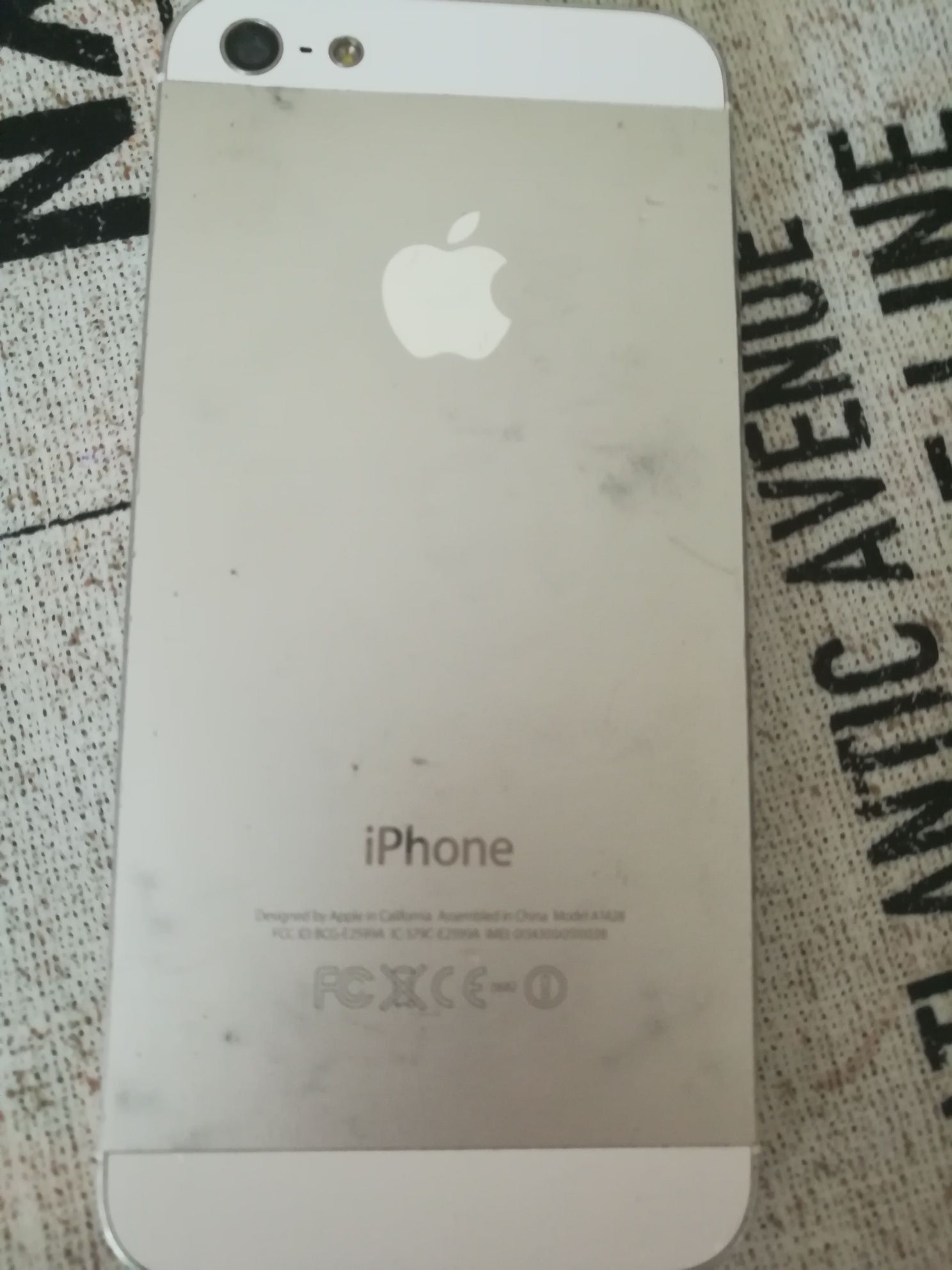 Продамна запчпсти iPhone 5или 6 не помню