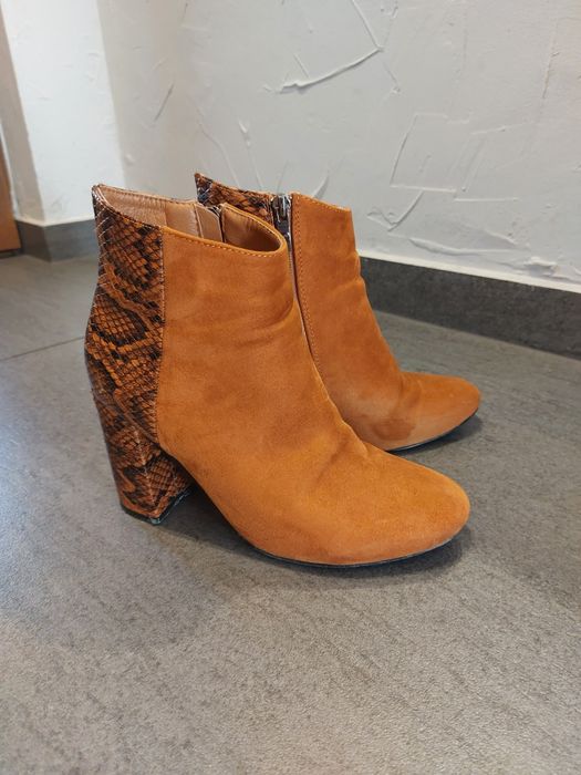 Miodowe botki rozmiar 37