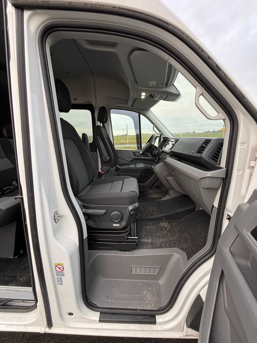 2b.rent - Wypożyczalnia busów VW Crafter Brygadówka 6 osób Automat