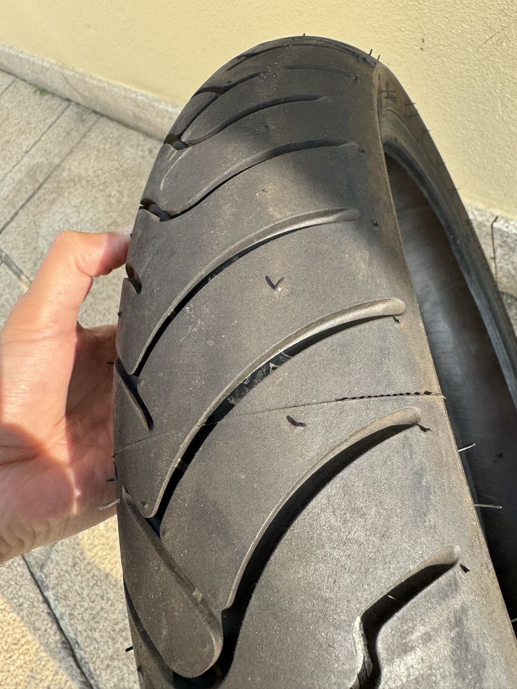 Pneu moto Bridgestone BT023 - 110/70 R17