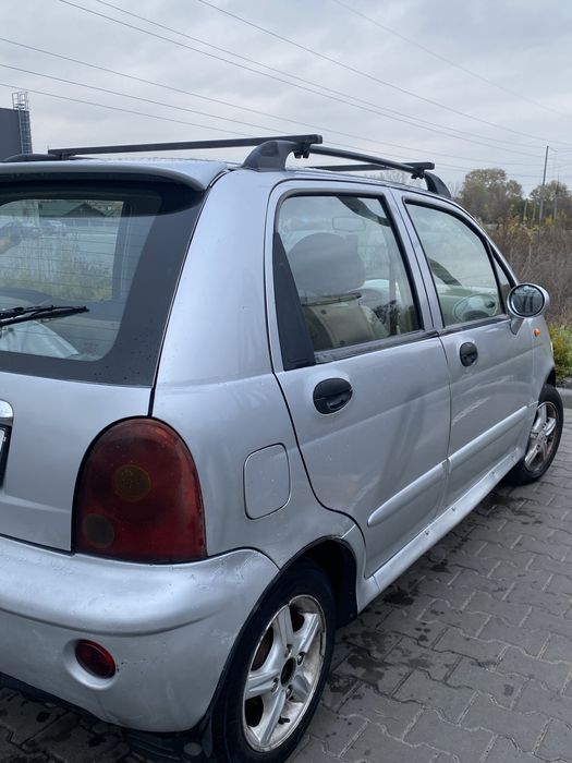 Автівка легкова Chery QQ