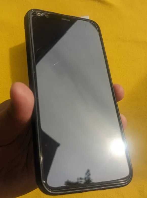 Używany telefon Google Pixel 4 / zdjęcia
