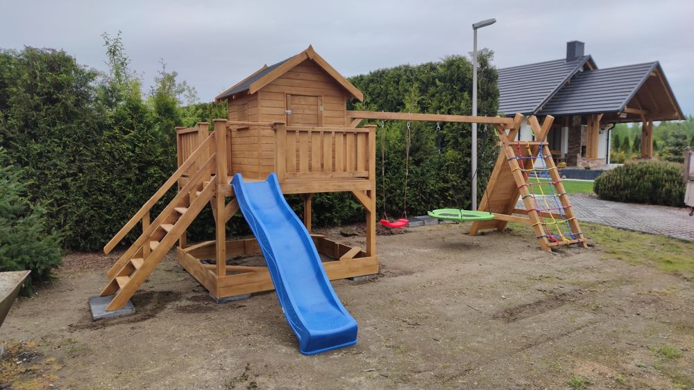 Plac zabaw dla dzieci meble ogrodowe