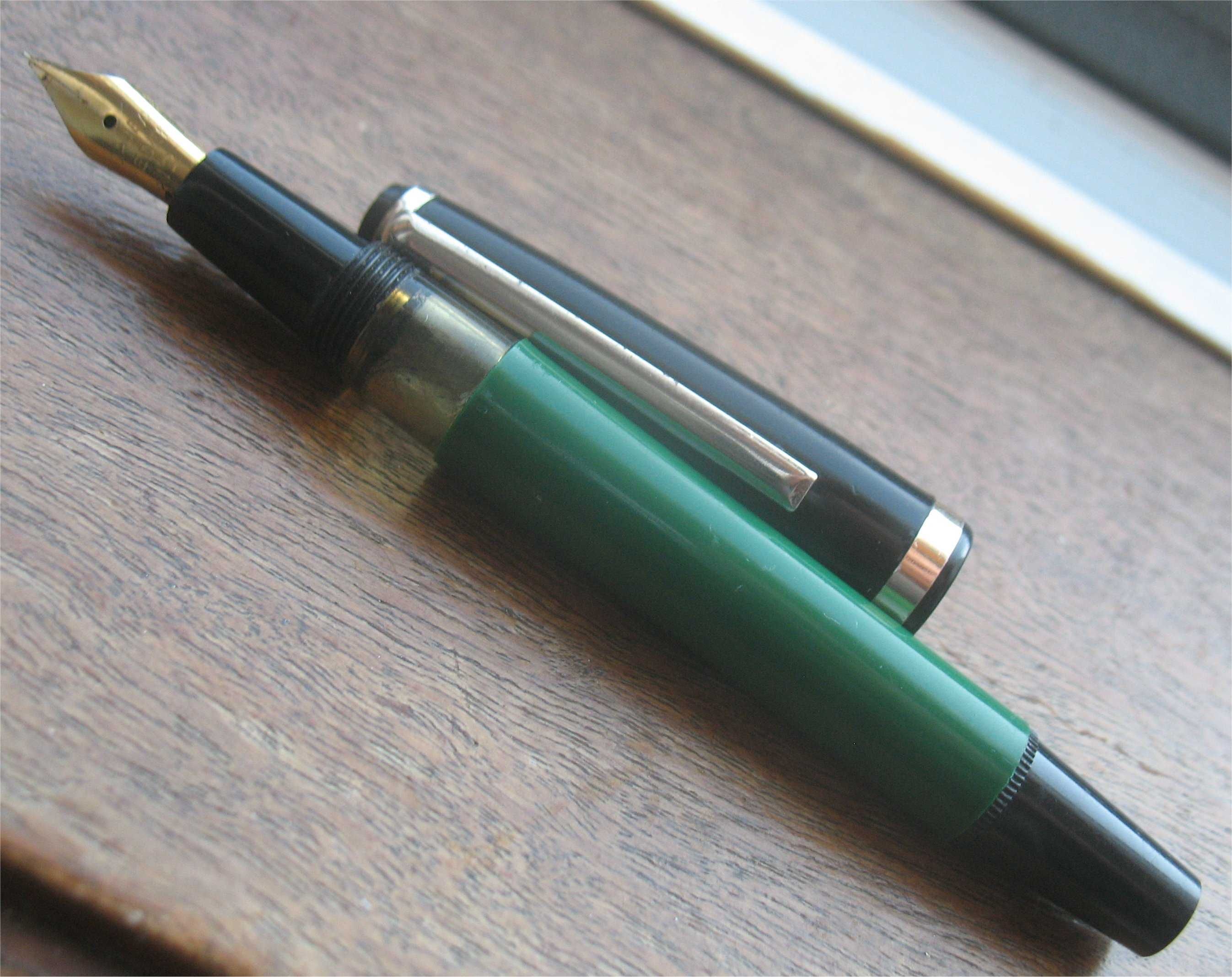 Caneta de Tinta Permanente Antiga