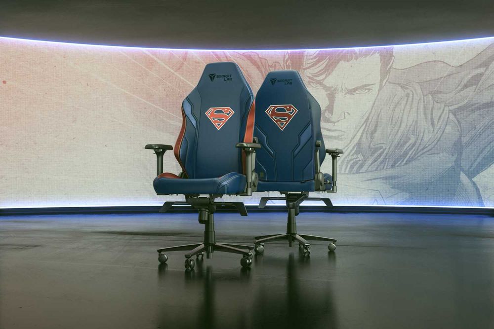 Secretlab TITAN Evo Superman