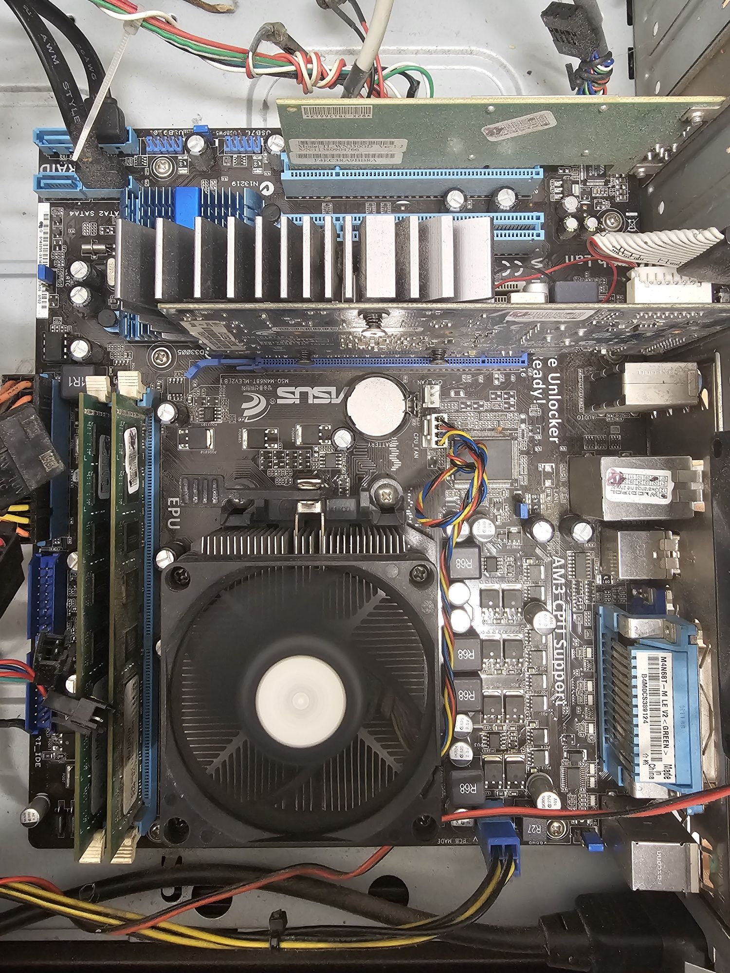 Płyta główna AM3 Asus M4N68T-M LE +AMD Phenom x4 840 + Ram 8G Zestaw,