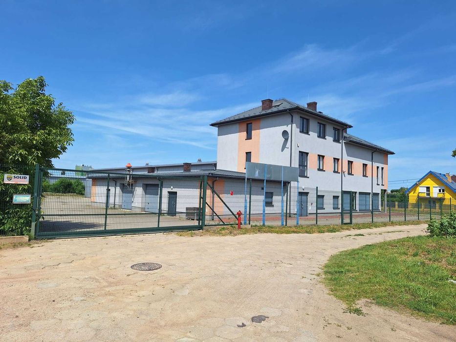 Hala produkcyjno-magazynowa + budynek socjalny_monitoring_1600 m2