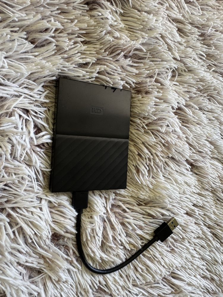 Dysk zewnętrzny 1TB/1000GB, Wd My Passport 4h pracy!