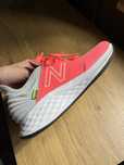 кросівки new balance roav для бігу і занять спортом