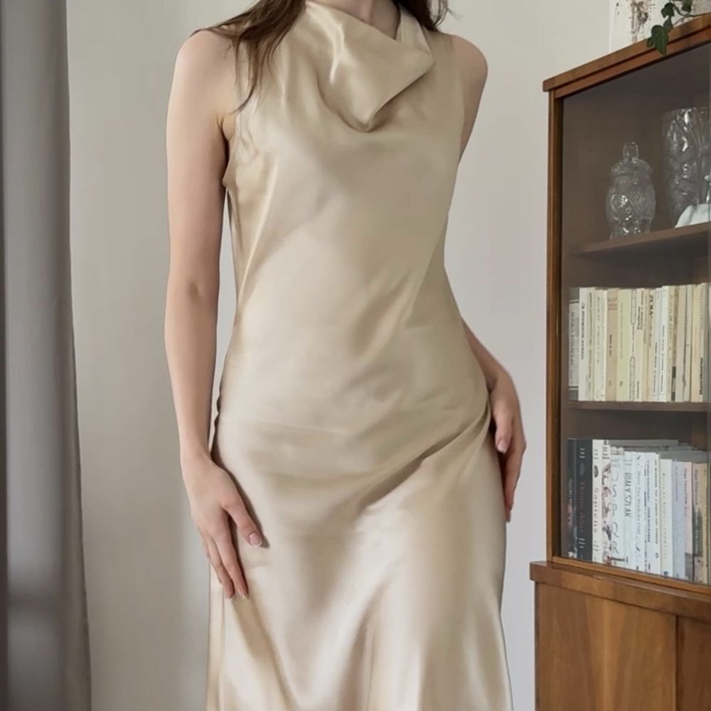 Jedwabna luksusowa elegancka sukienka jedwab silk