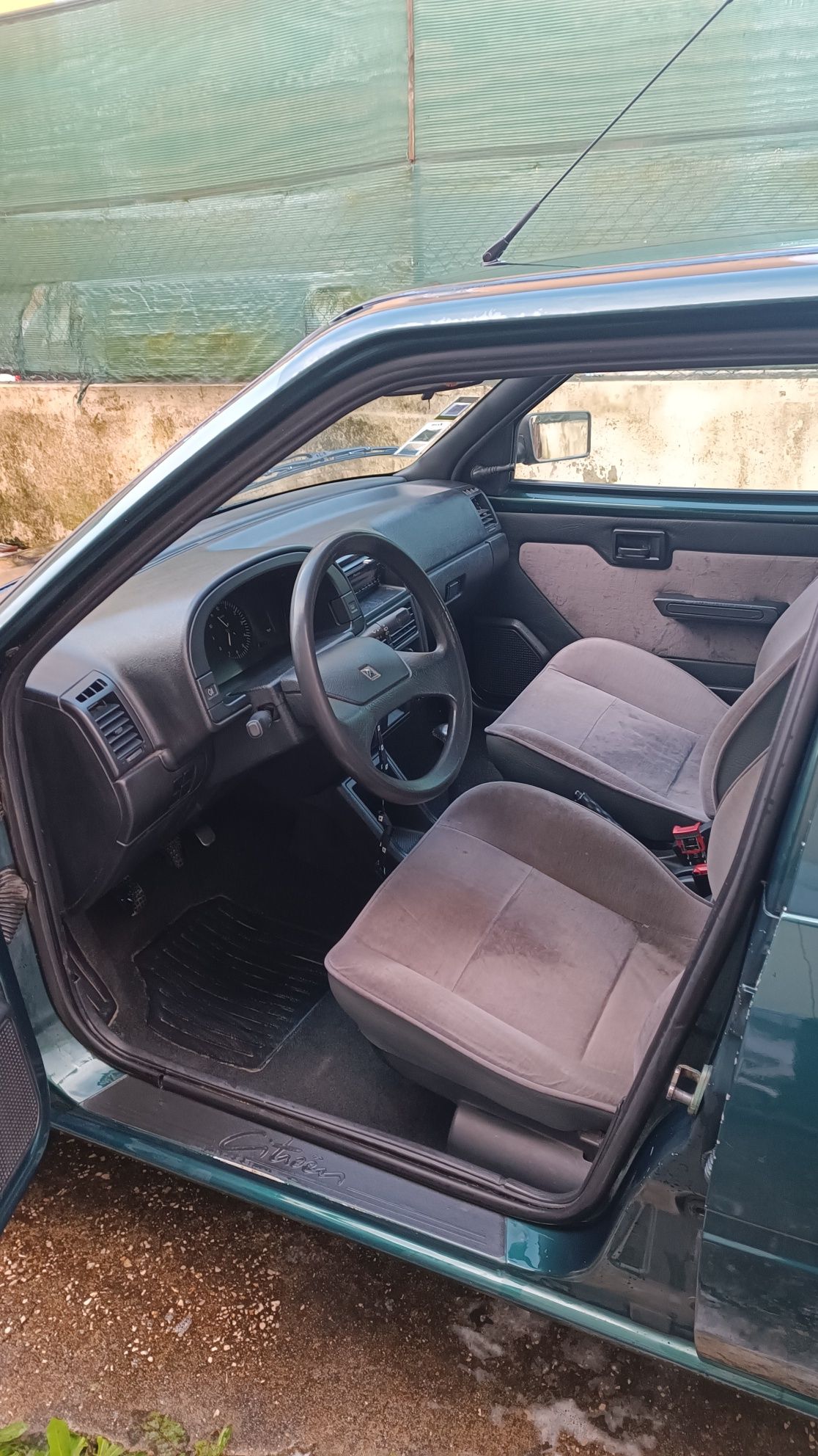 Citroën AX (ZALJ00)