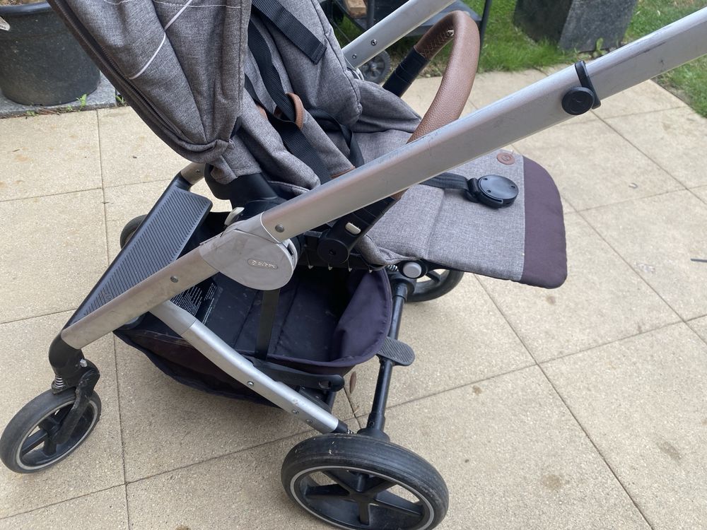 Cybex balios s size