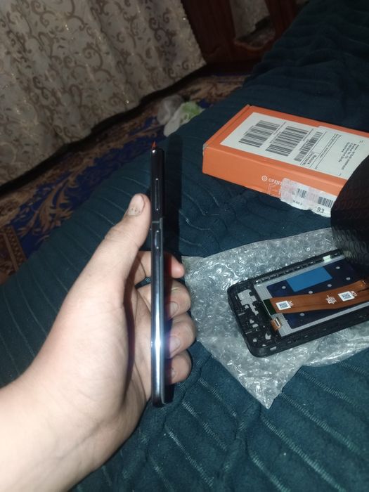 Продам дисплей на samsung s21