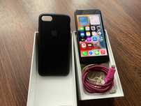 Iphone 7 32BG z Kablem USB