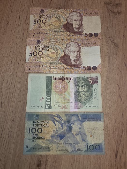 Notas de escudos antigas