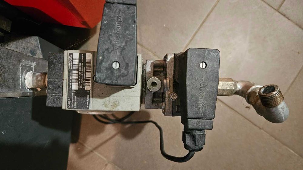 Piec gazowy Stiebel Eltron/ Oertli PKR-140 z palnikiem Weishaupt WG5N