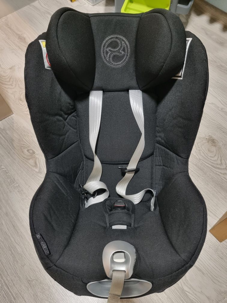 Fotelik z bazą Cybex Sirona isofix