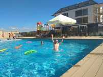 Apartamenty w kompleksie z basenami w Sarbinowie 450 m od morza