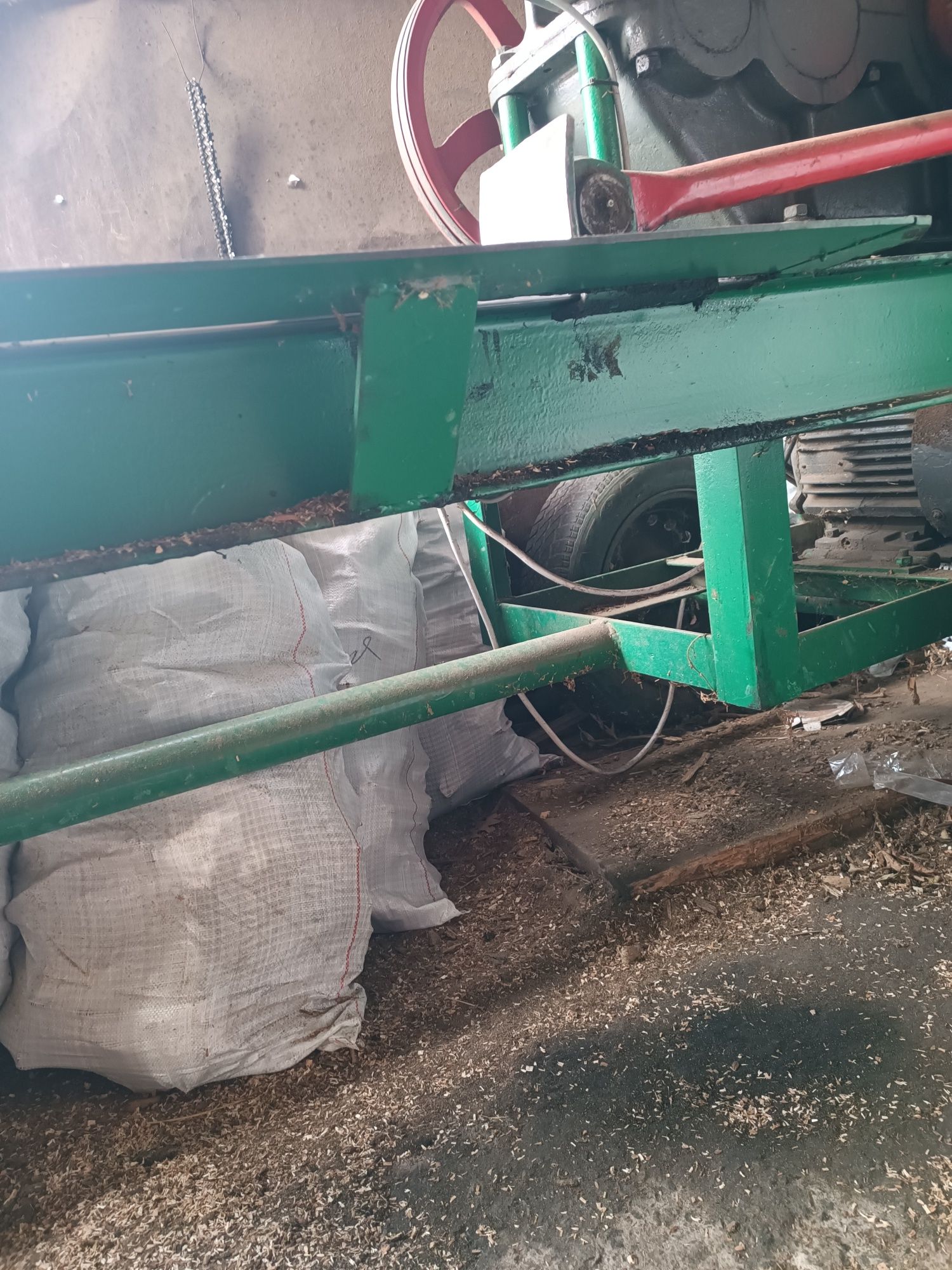 Продам дровокол на 380 v