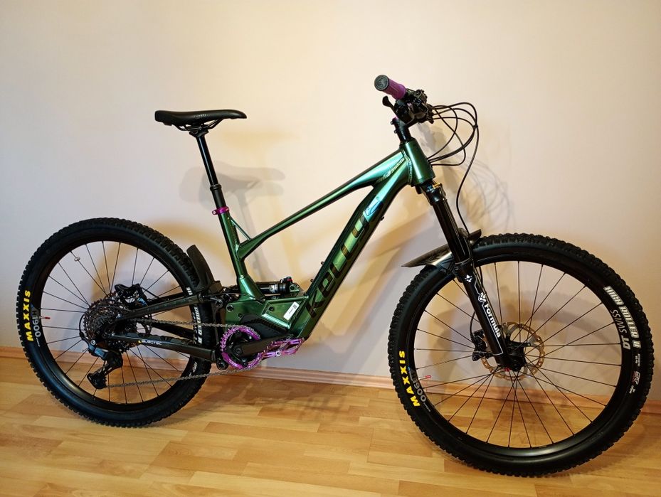 Kellys Theos R30 M 2025 -33% CENY !